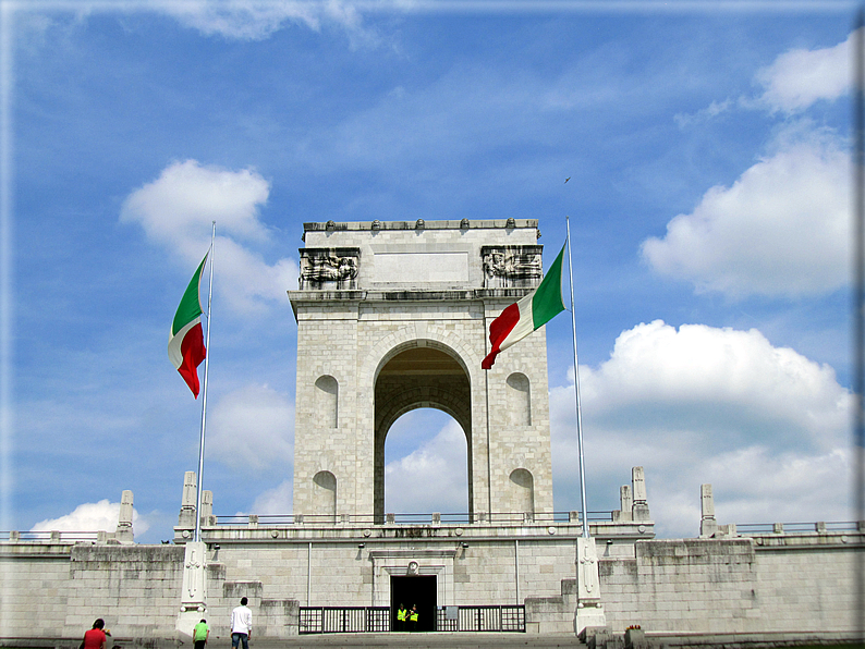 foto Sacrario militare di Asiago